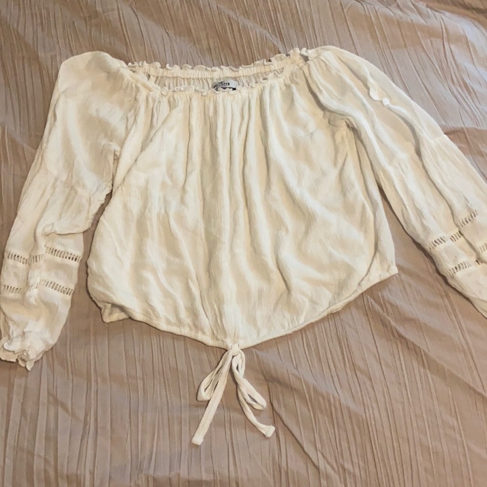Hollister, white off the shoulder blouse!